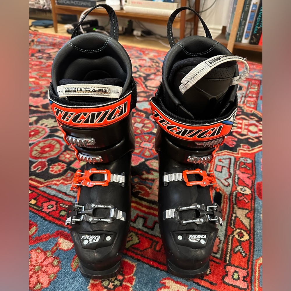 Tecnica Ultrafit Unisex Downhill Ski Boots, US 7.5